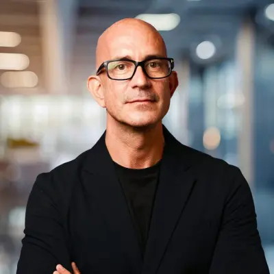 Picture of Carlos Domingo